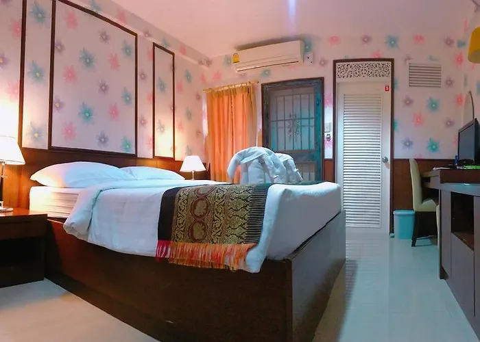 Hotel Orchid 3*